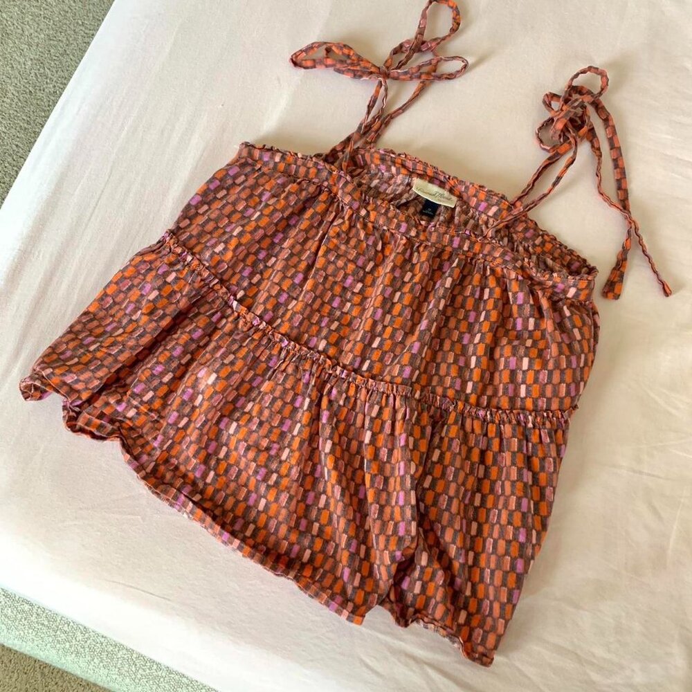 Sleeveless Ruffle Top - M